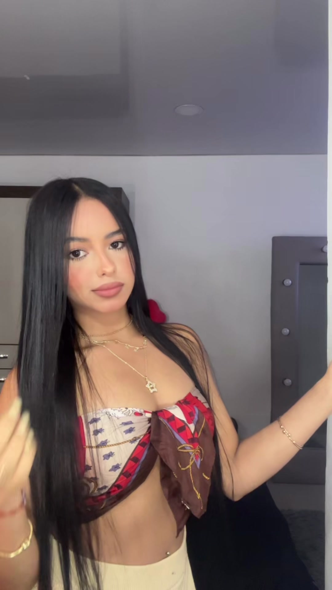 @_victoriavalentinar