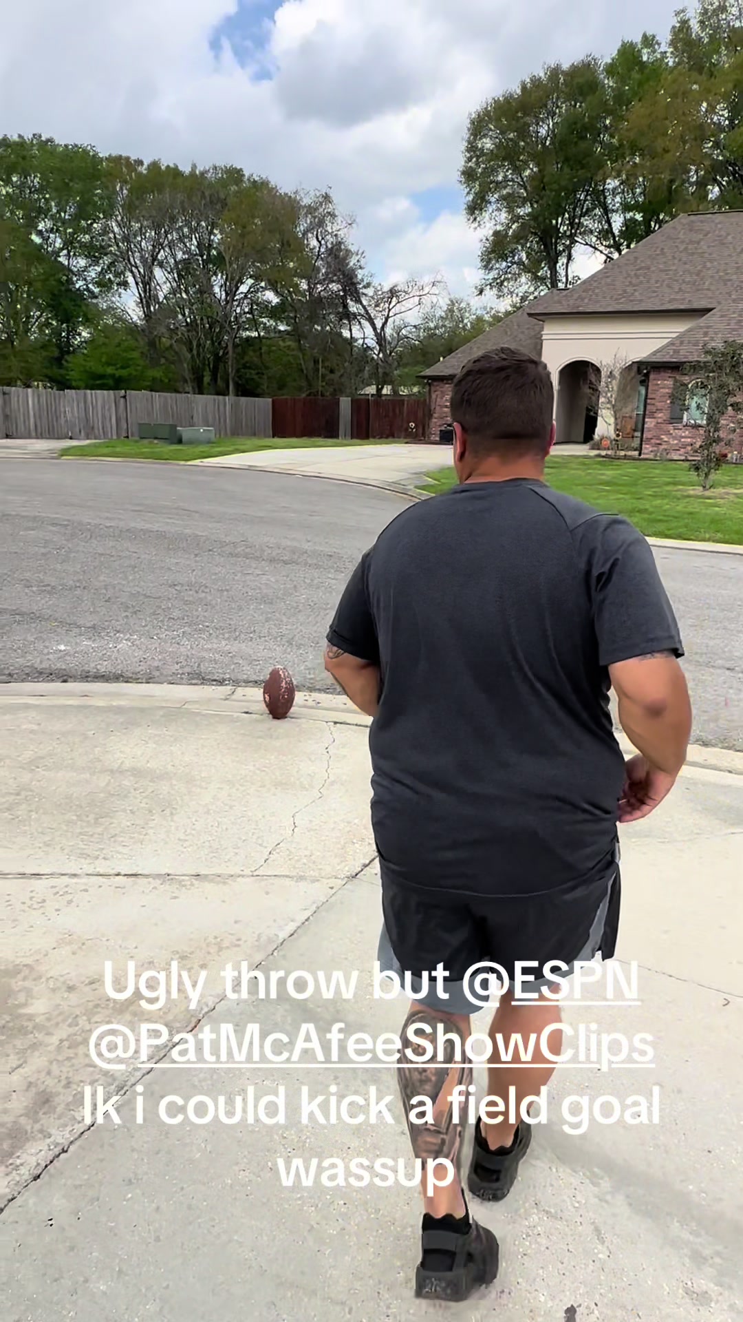 @Tj