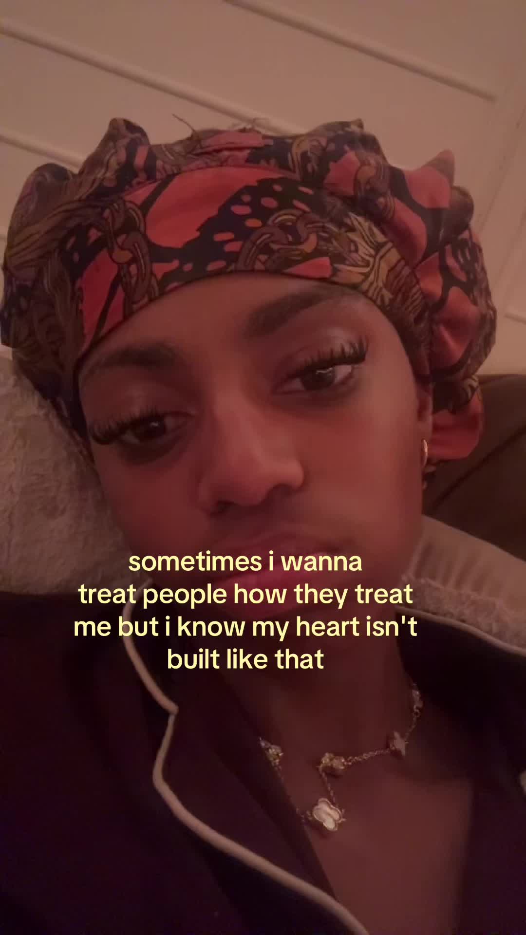 @shaniya ᥫ᭡.