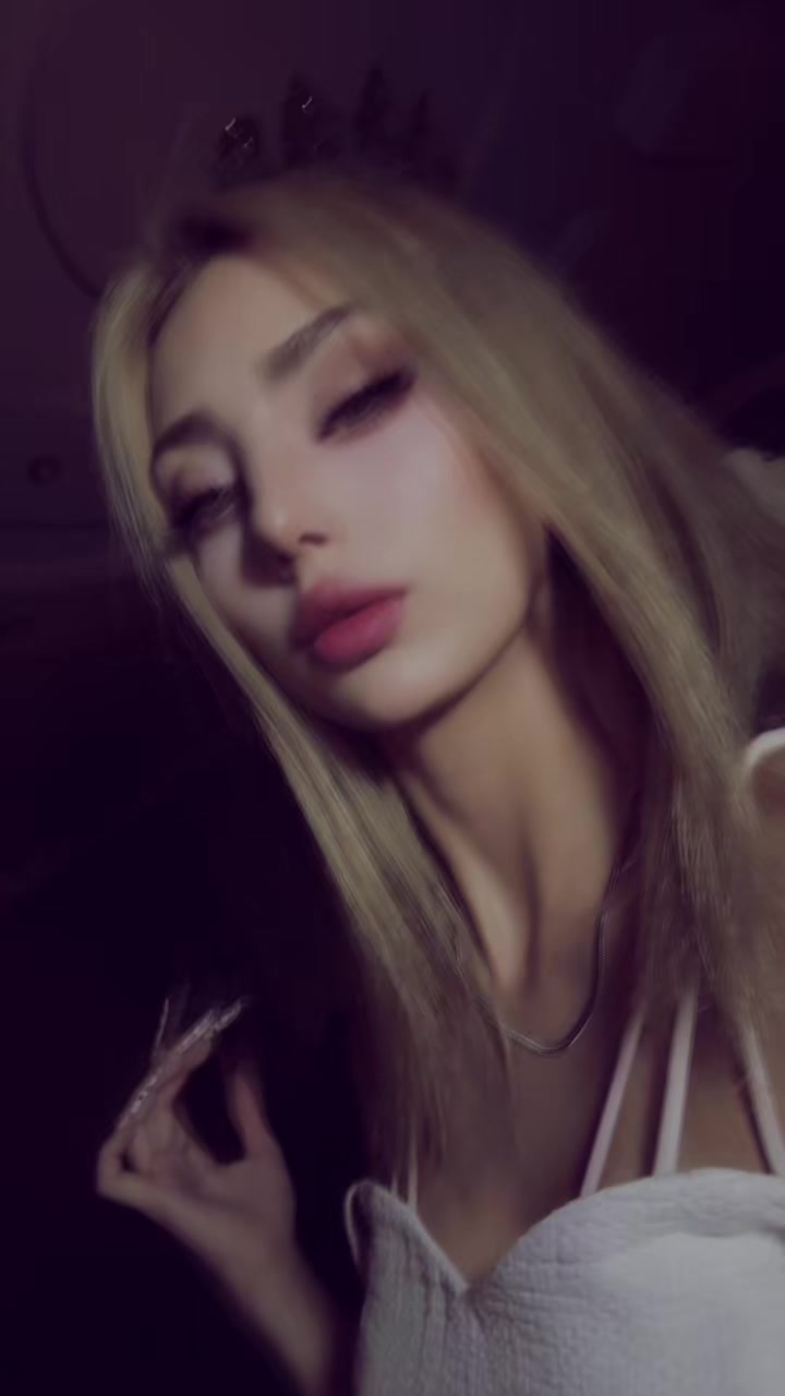 @hell._.ix
