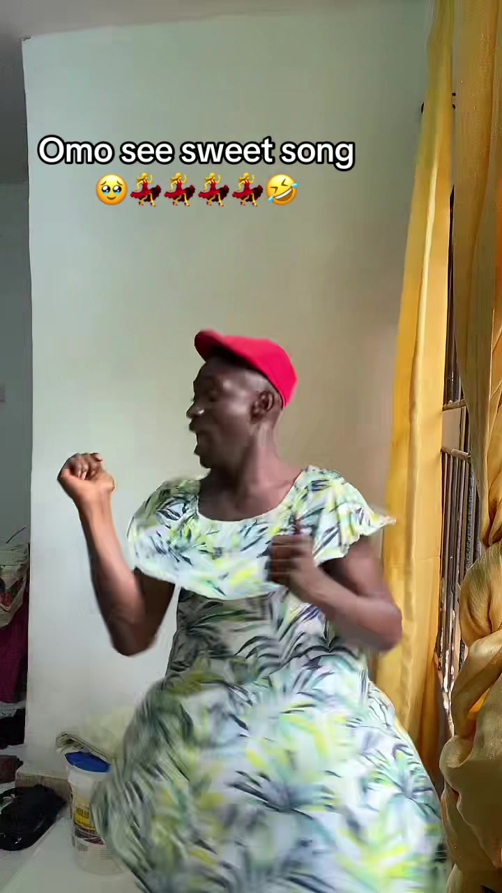 @Funny Dancer