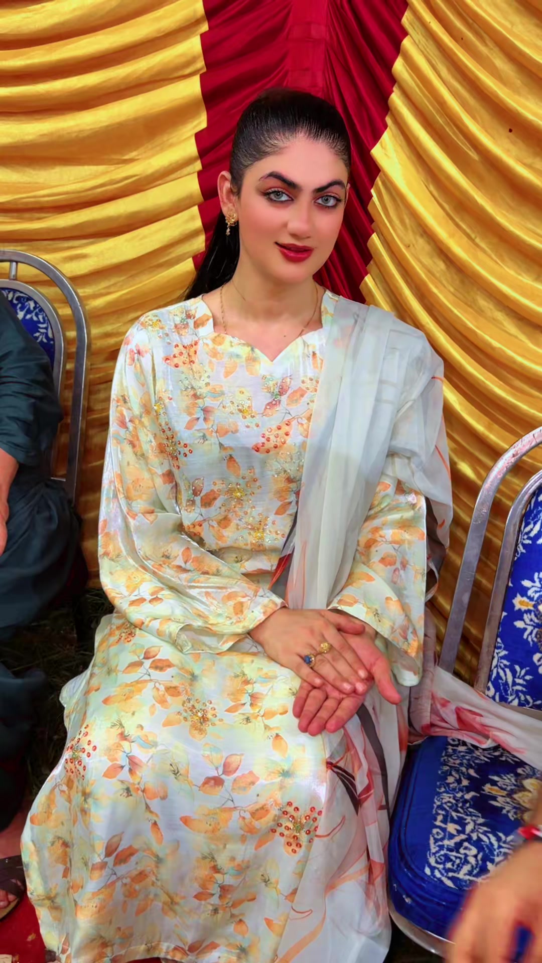 @Masooma jaan