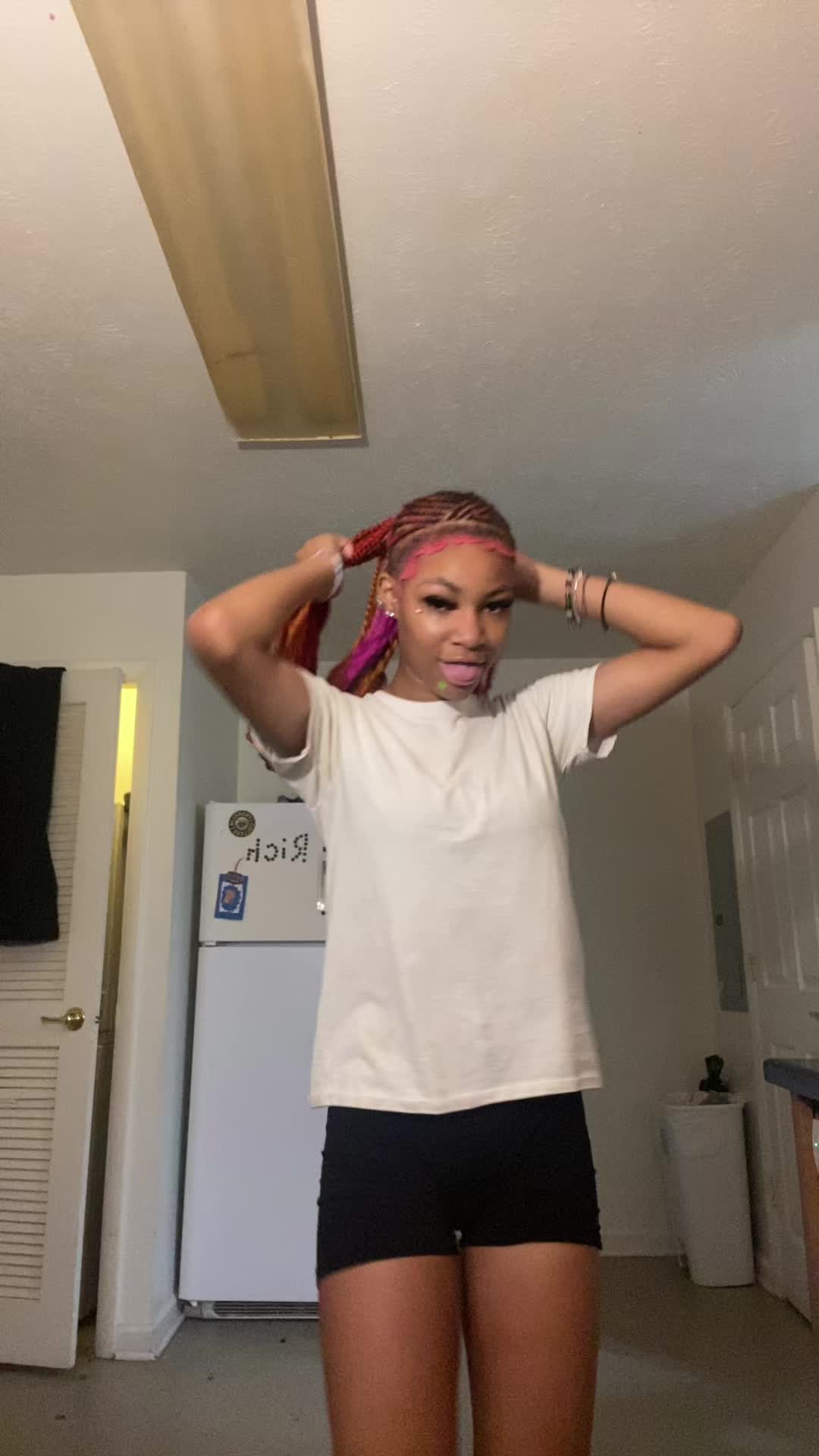 @FOREVERCJAYYWORLD🕊️