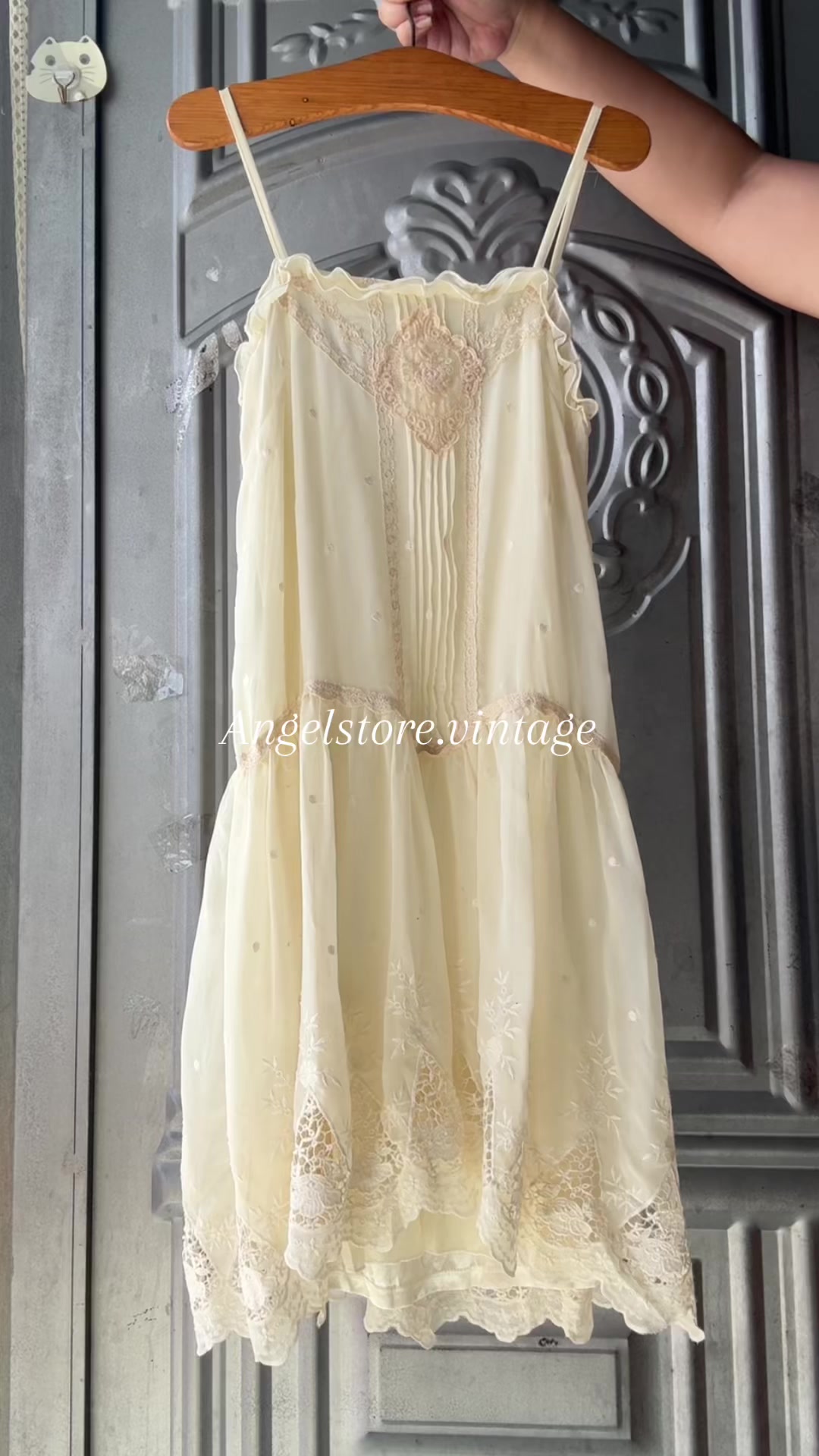 @Angelstore.vintage