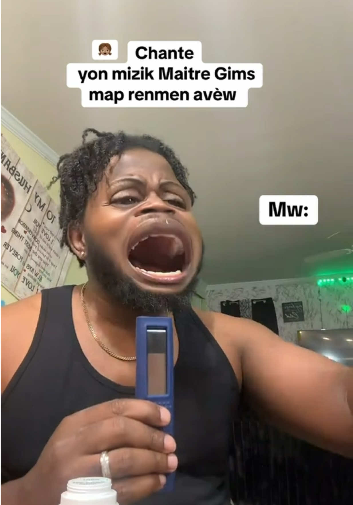 @Jèntouttan _official😂