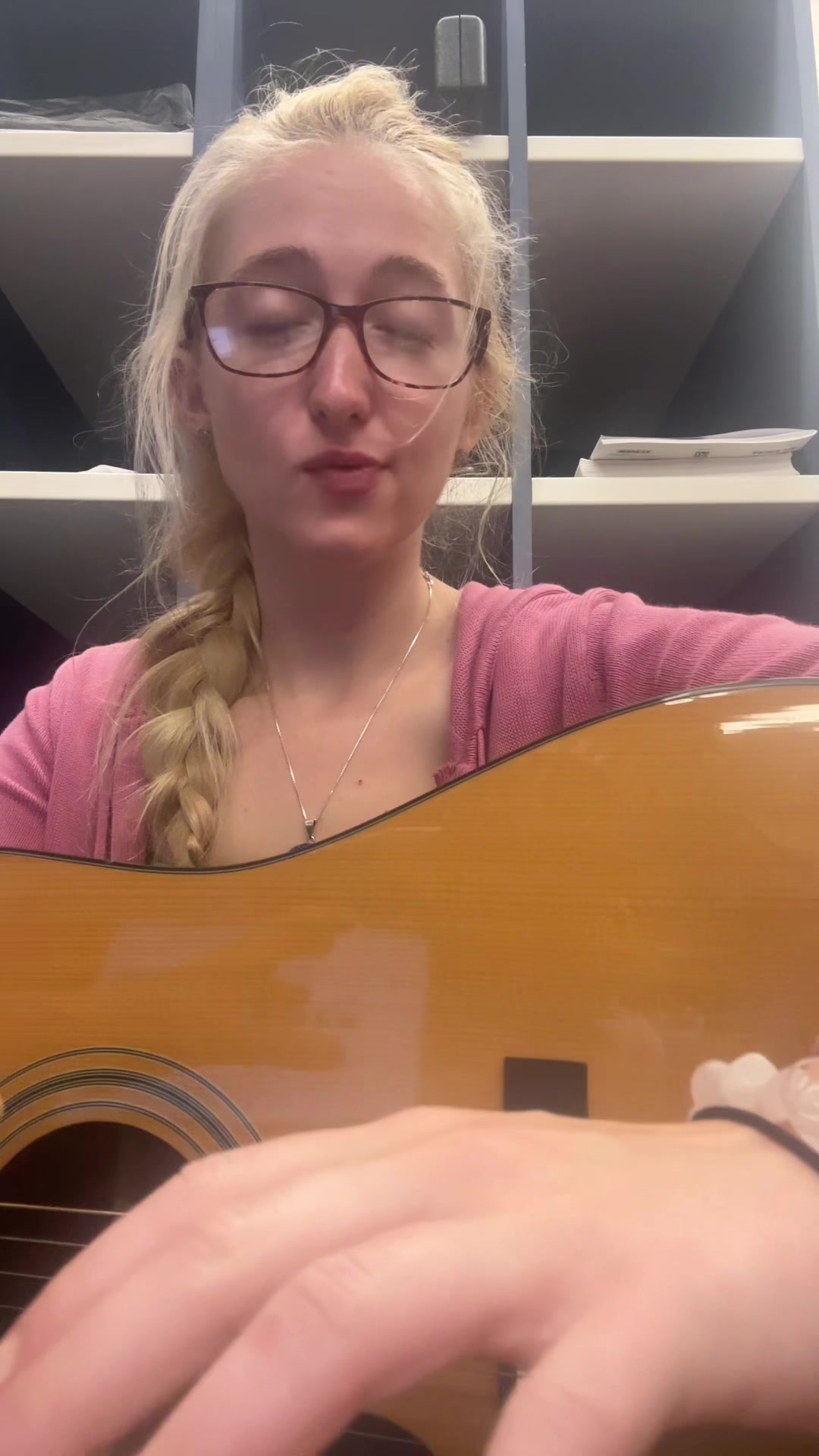 @Ellsbells