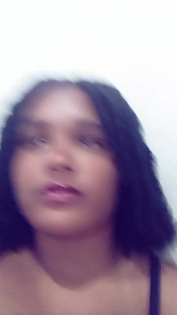 @thatazinha4
