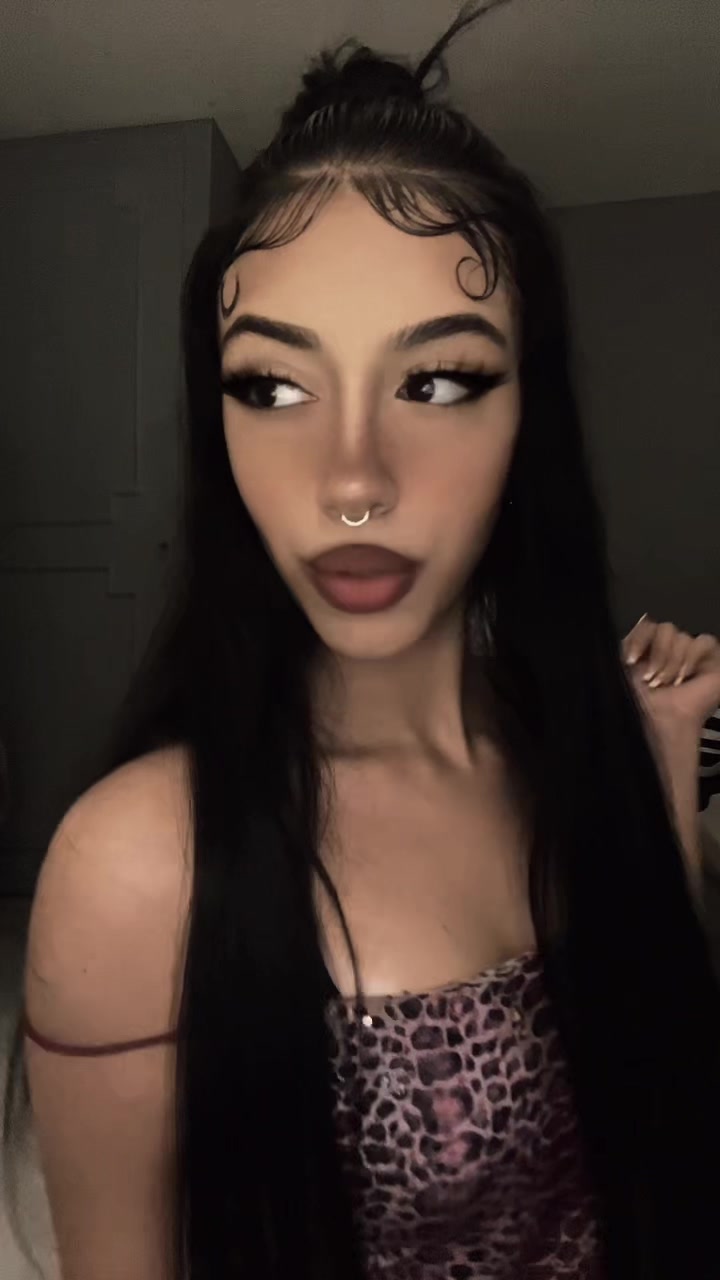 @نوژآ