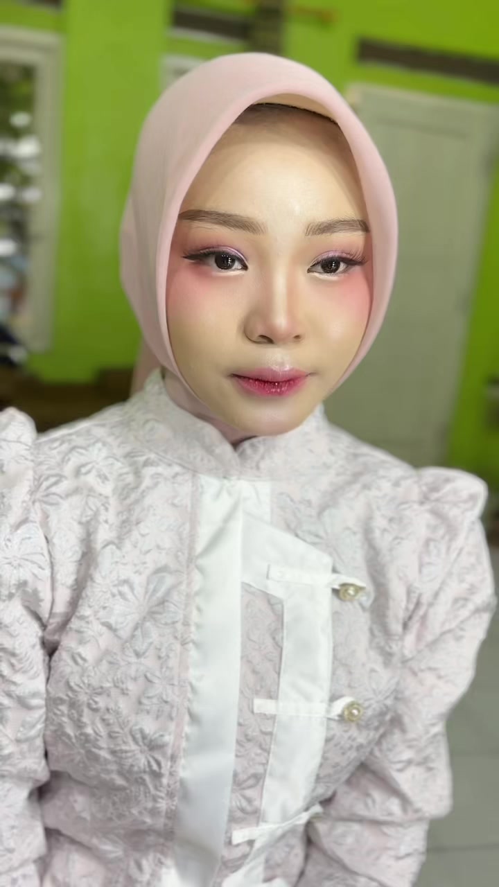 @nazma makeup