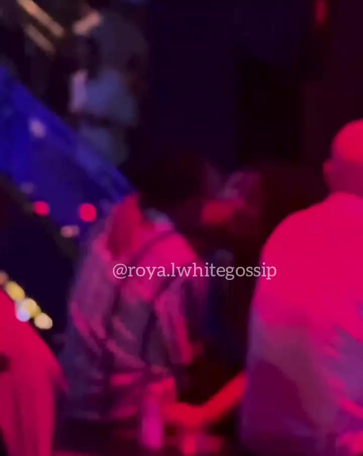 @Royal White Gossip