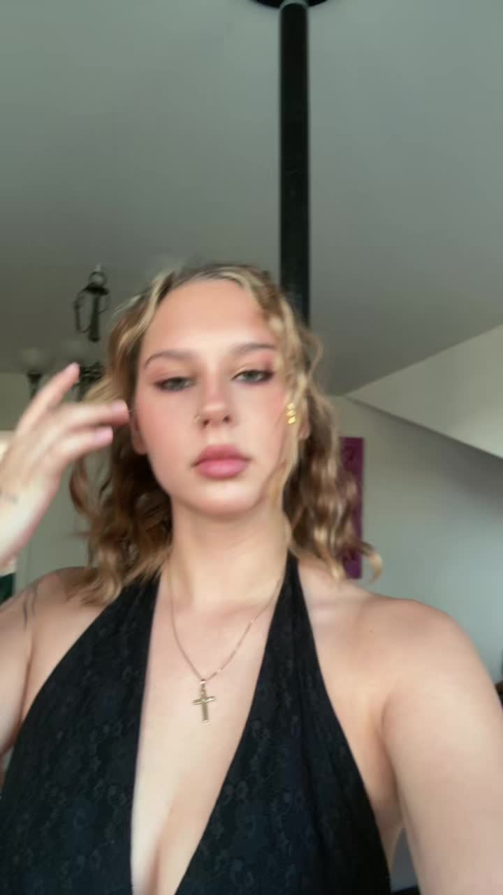 @Emi
