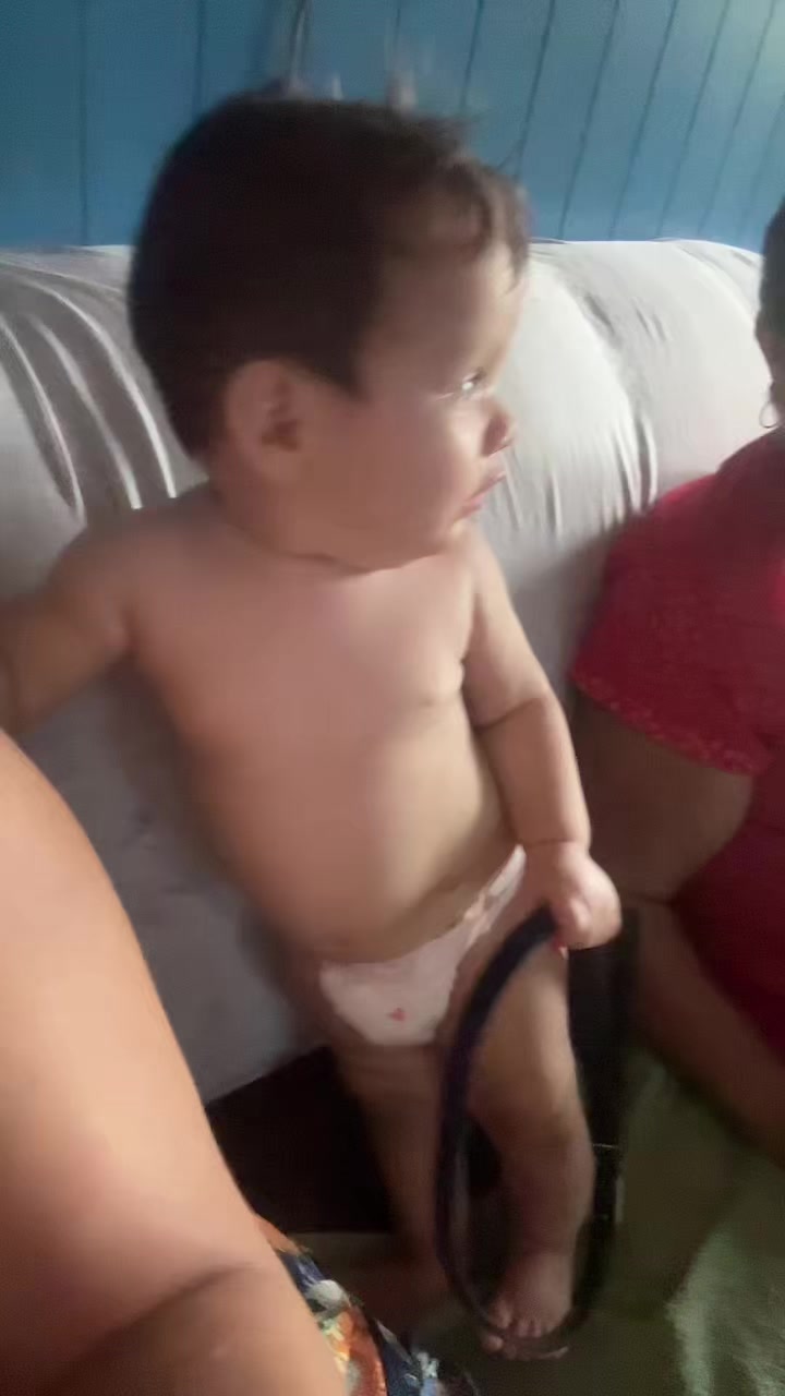 @Vanne&ensp;Guzm&aacute;n
