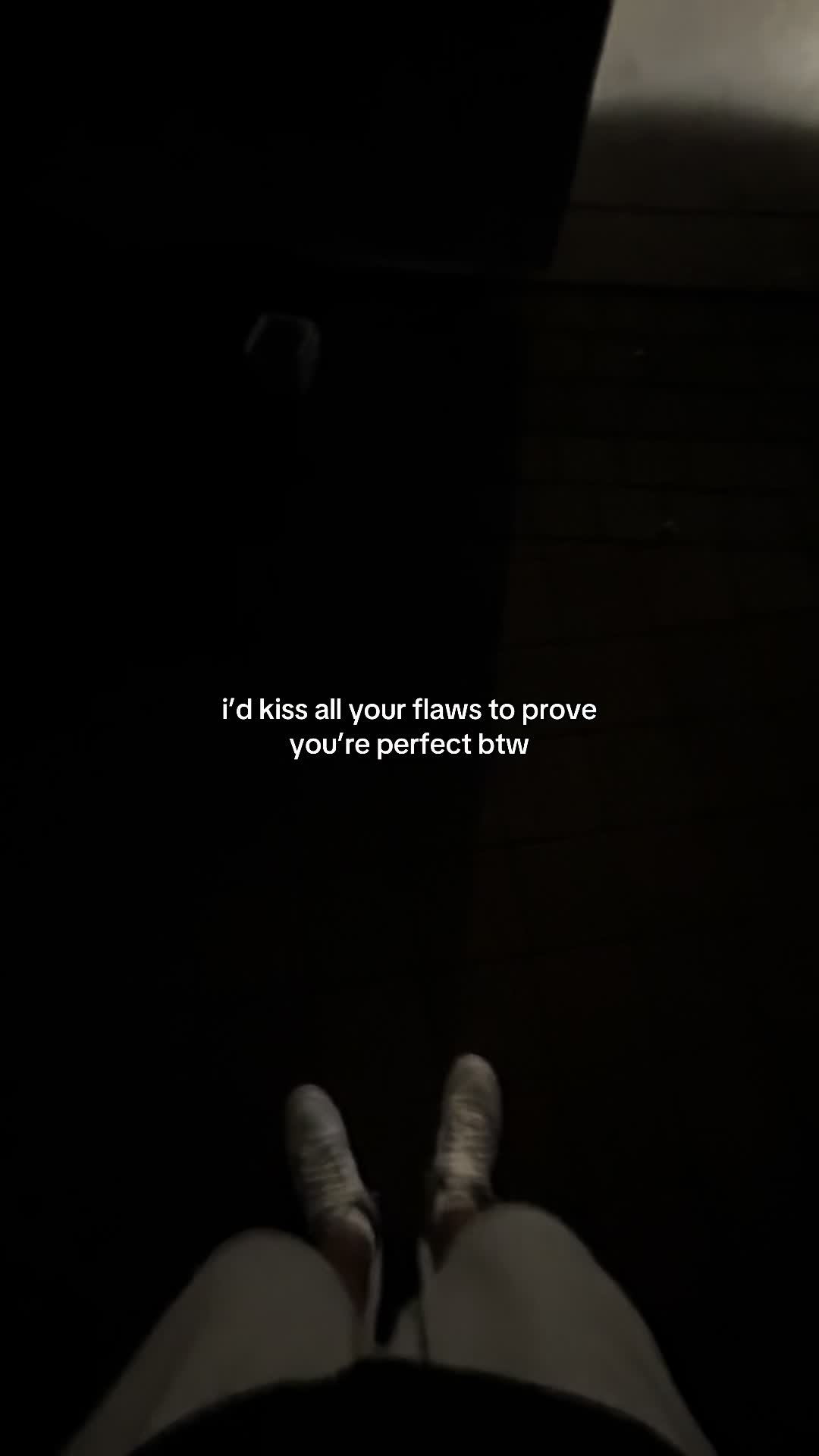 @🫂