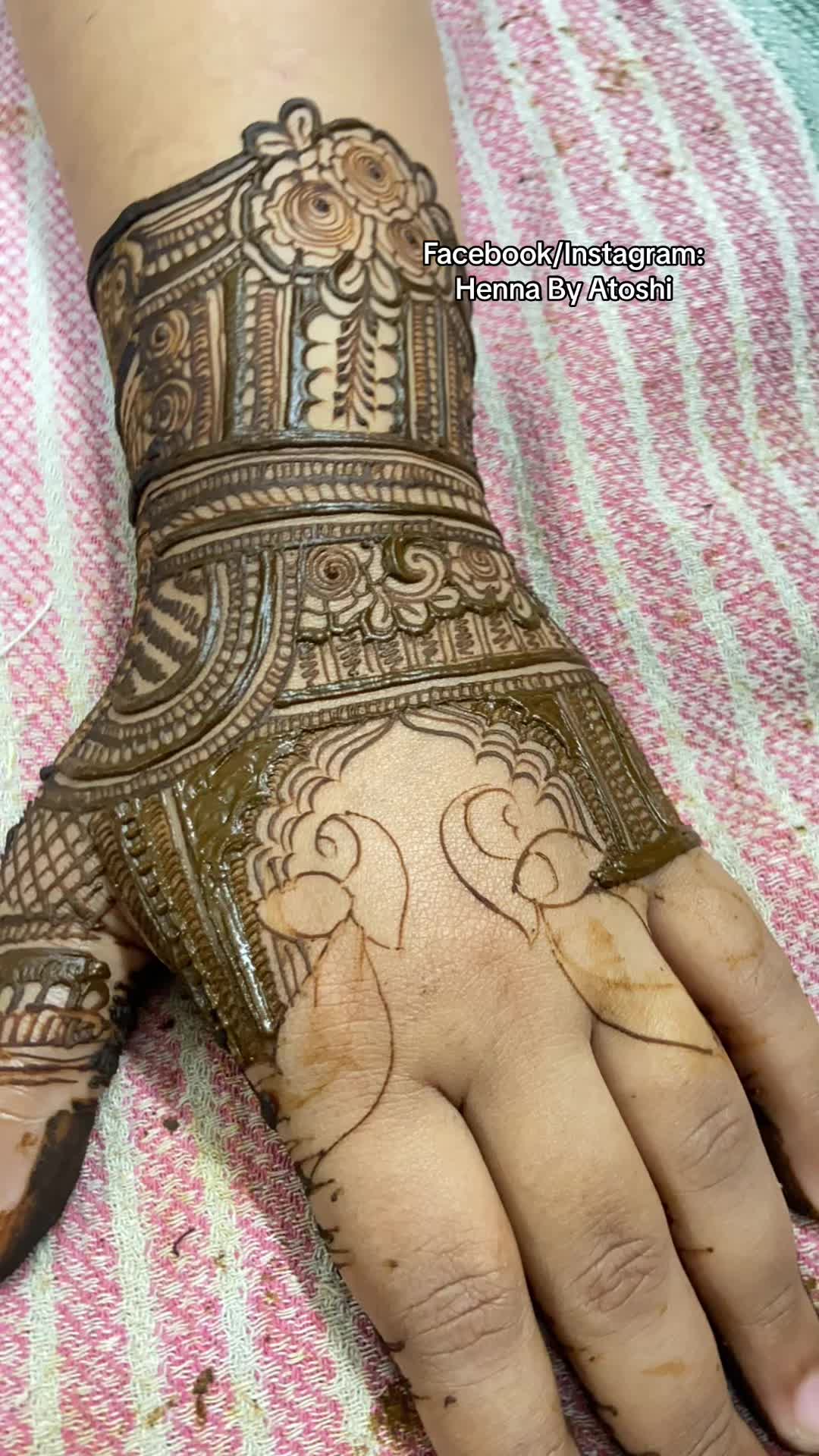 @henna by atoshi