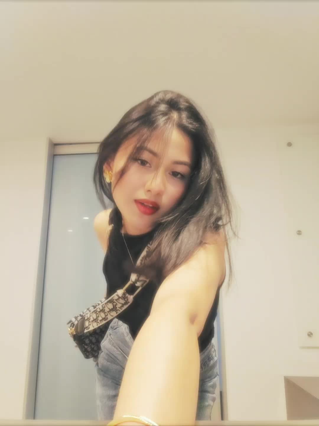 @Kritika:)