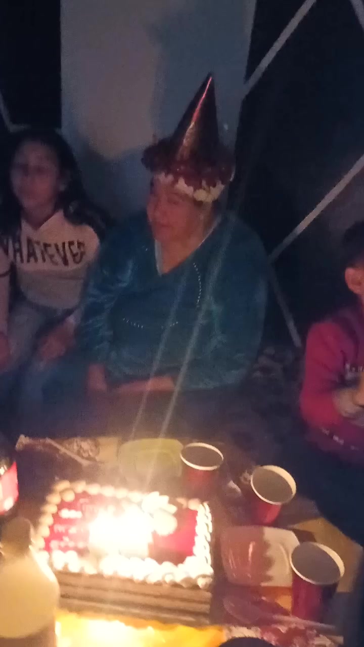 @Tita LA berun 27