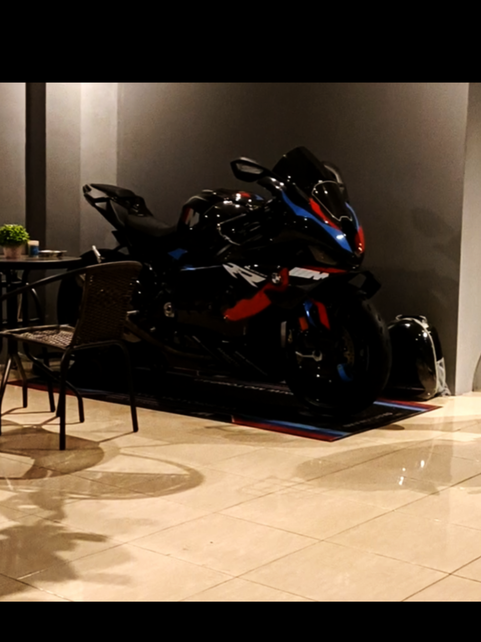 @Moto Majesty