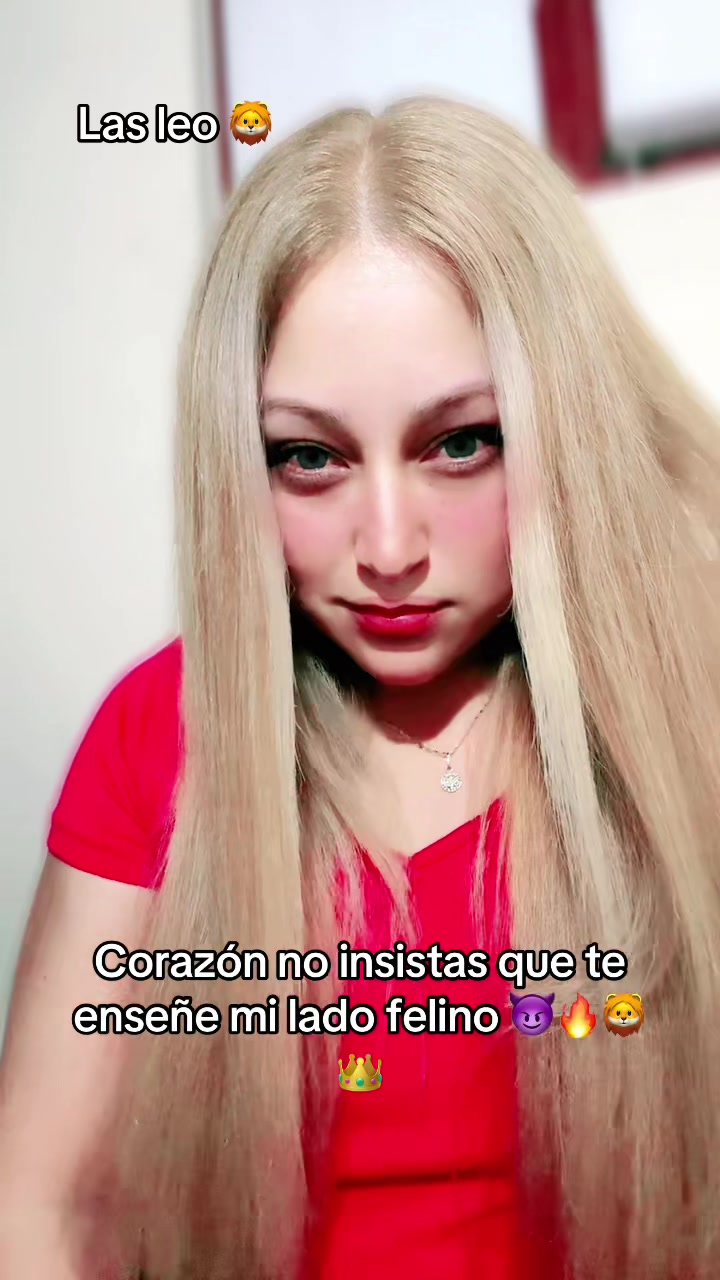 @LA EMPERATRIZ LEYVA💜