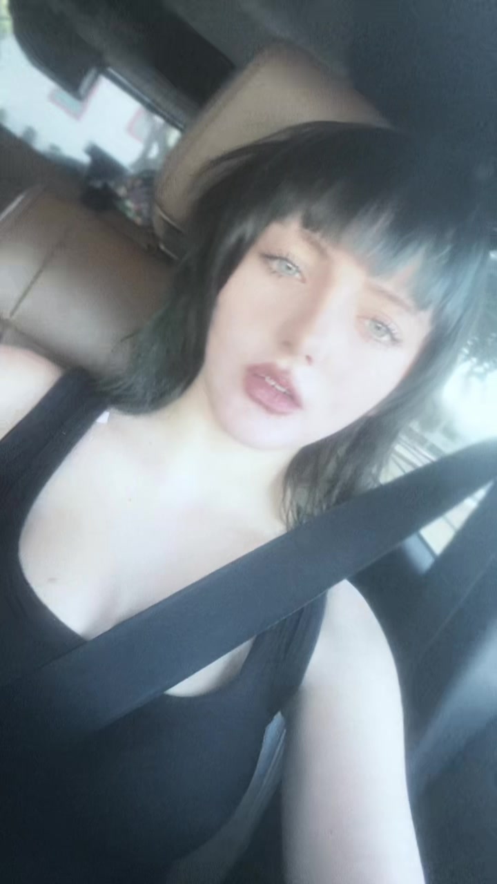 @Ch3rry_b0mb