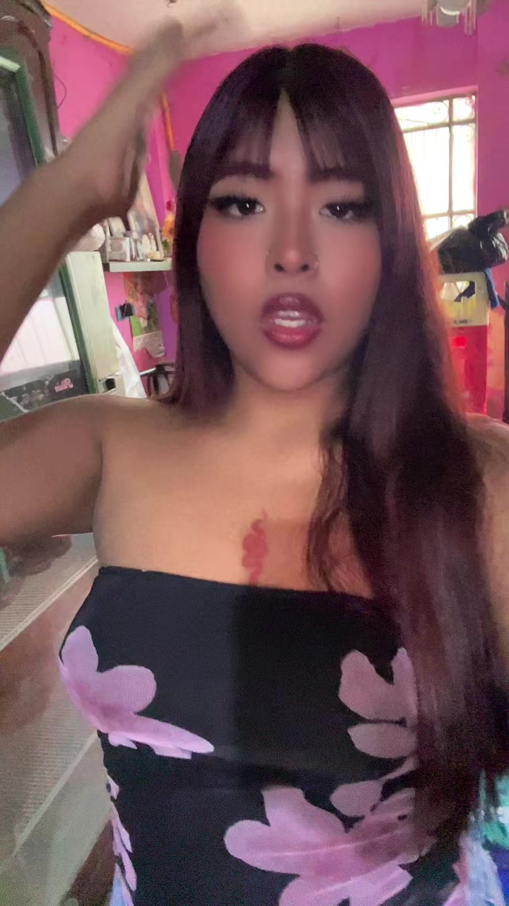 @Yaxii 🙎🏽&zwj;♀️