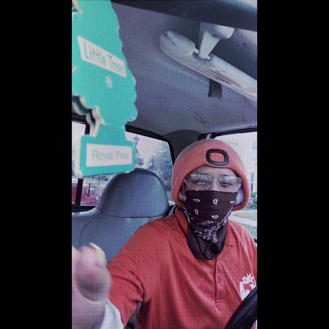 @yiiixaaa