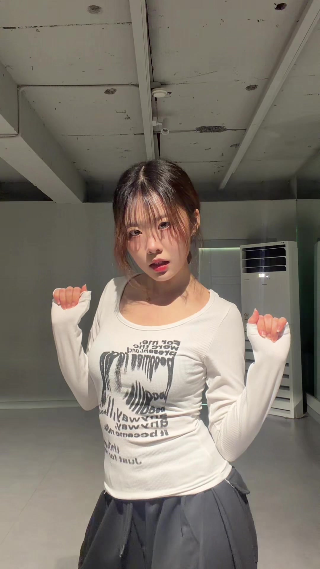 @์
ฉ