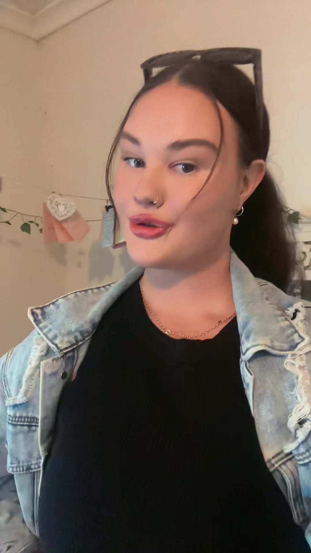 @J🤎