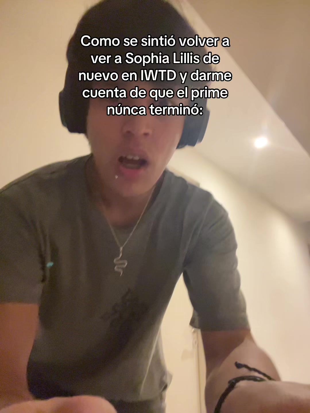 @メ