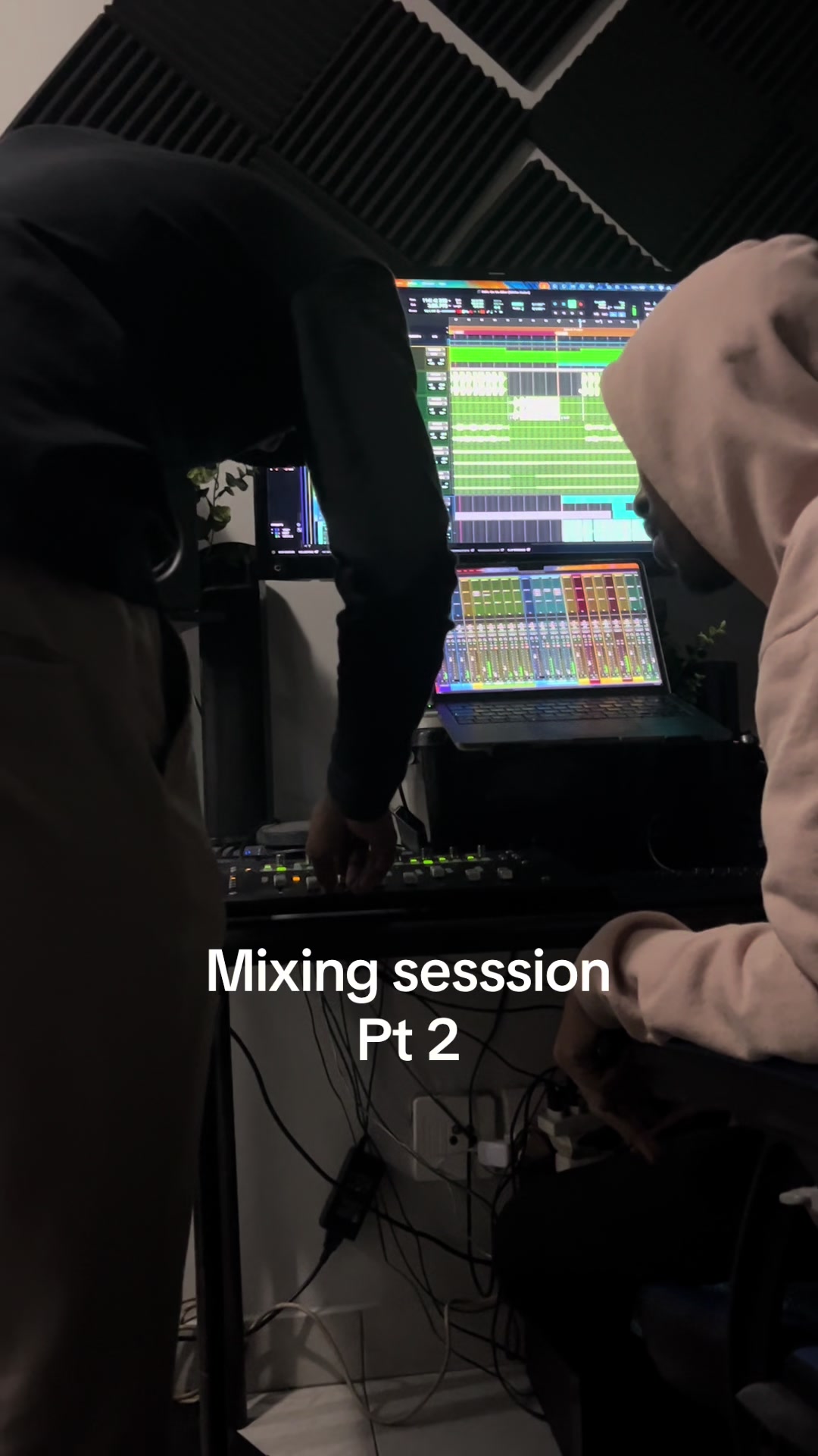 @PhemeloSaxer