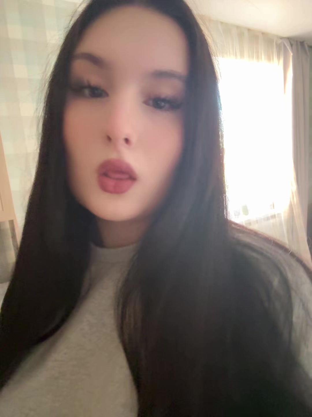 @мымра