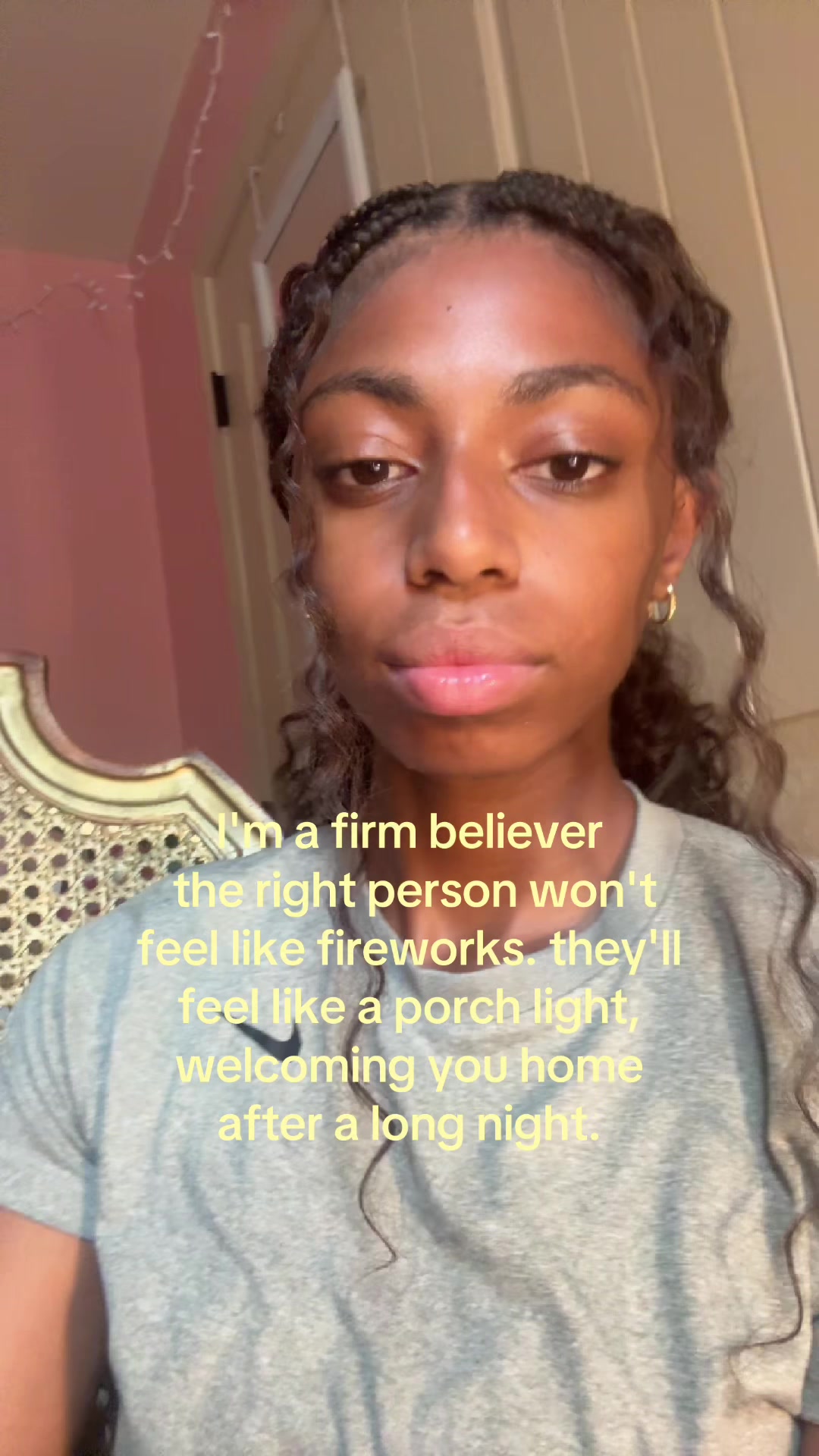 @shaniya ᥫ᭡.