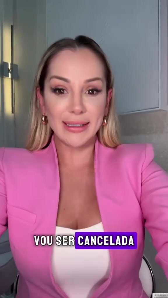 @Priscila Calijuri Academy