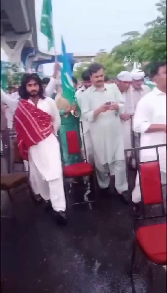 @Shoaib baig..Barlaas