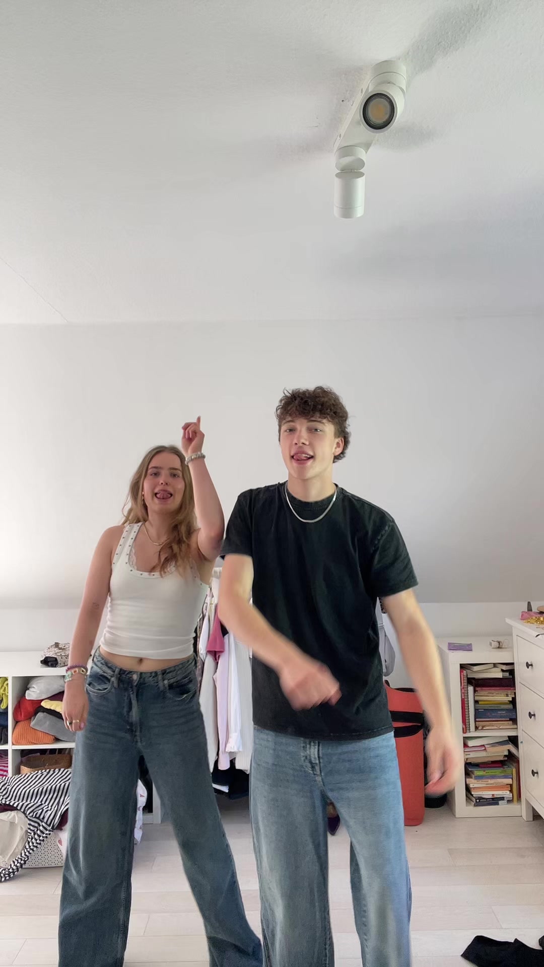 @jojojojolinaa
