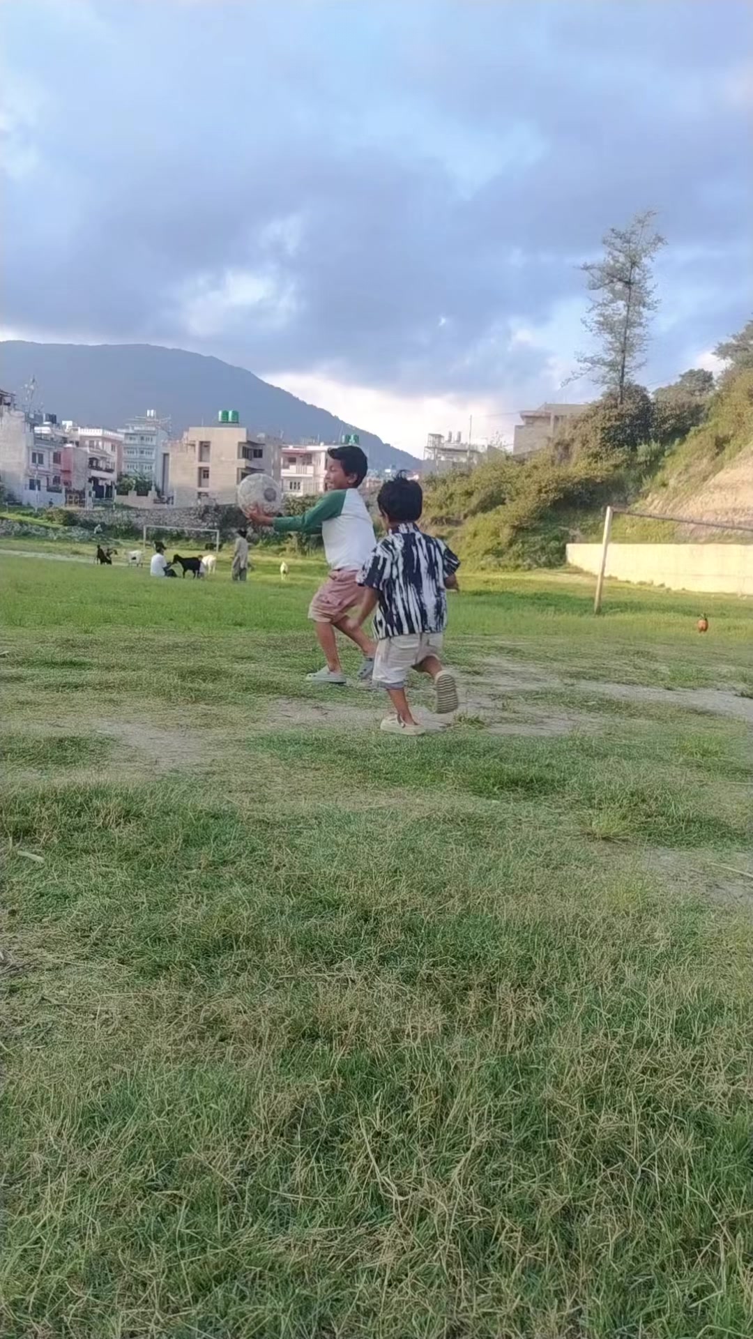 @Mira Rai