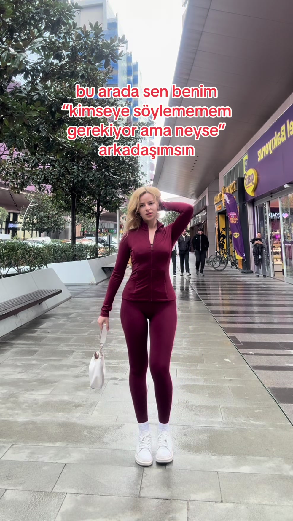 @elifsarauysal
