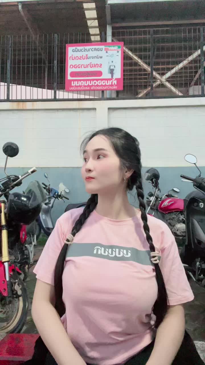 @สาวจอยจี้ [219.3K]
