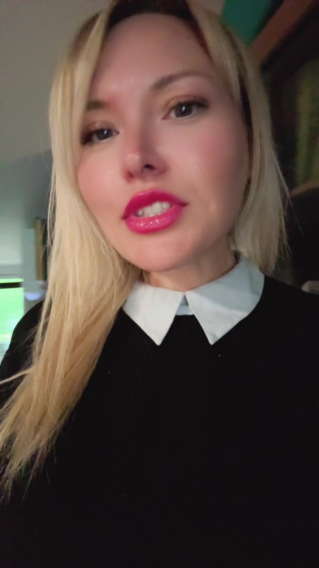 @Anika_Carina🦅