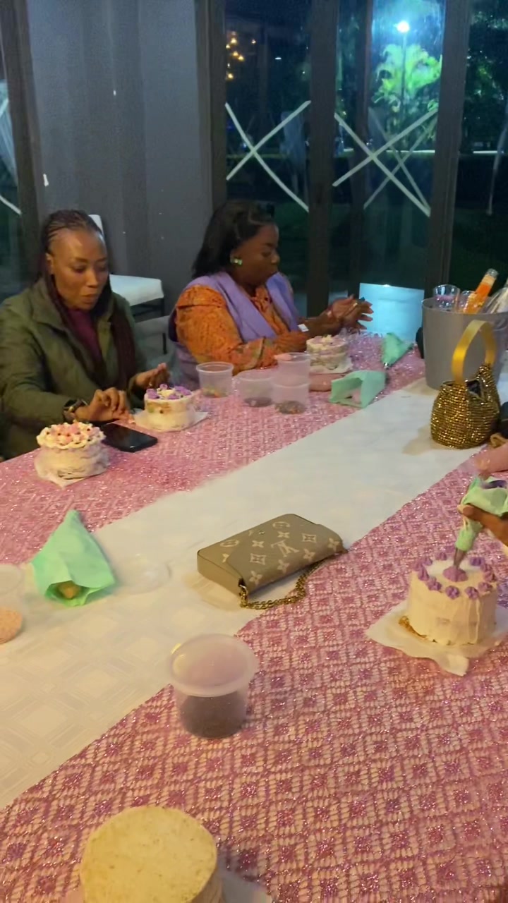 @Anthia Baloyi👩🏼&zwj;🍳🎂🍱