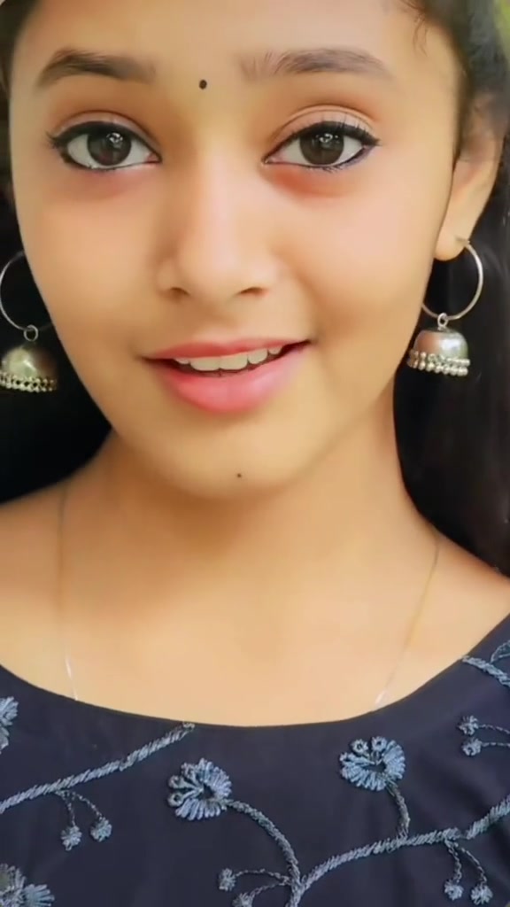 @𝐦𝐚𝐧𝐢𝐬𝐡𝐚_𝐨𝐟𝐟𝐥🍃💃