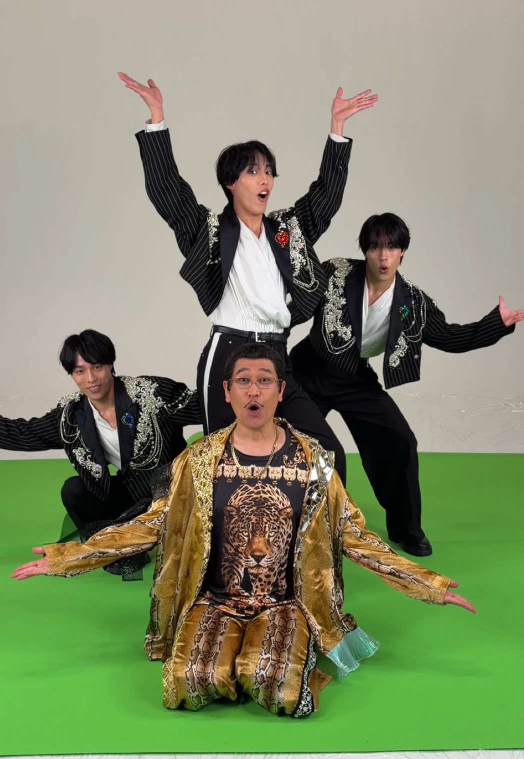 @ピコ太郎(PIKOTARO)公式