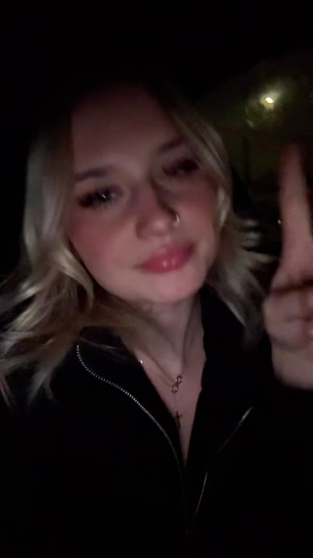 @jazzyskyee