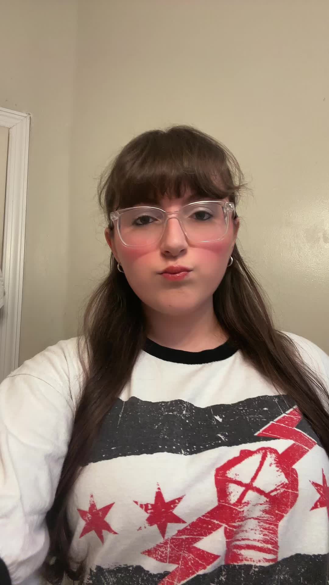 @liv.loves.wrestling