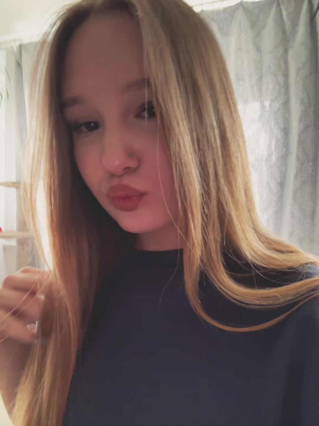 @алиса
