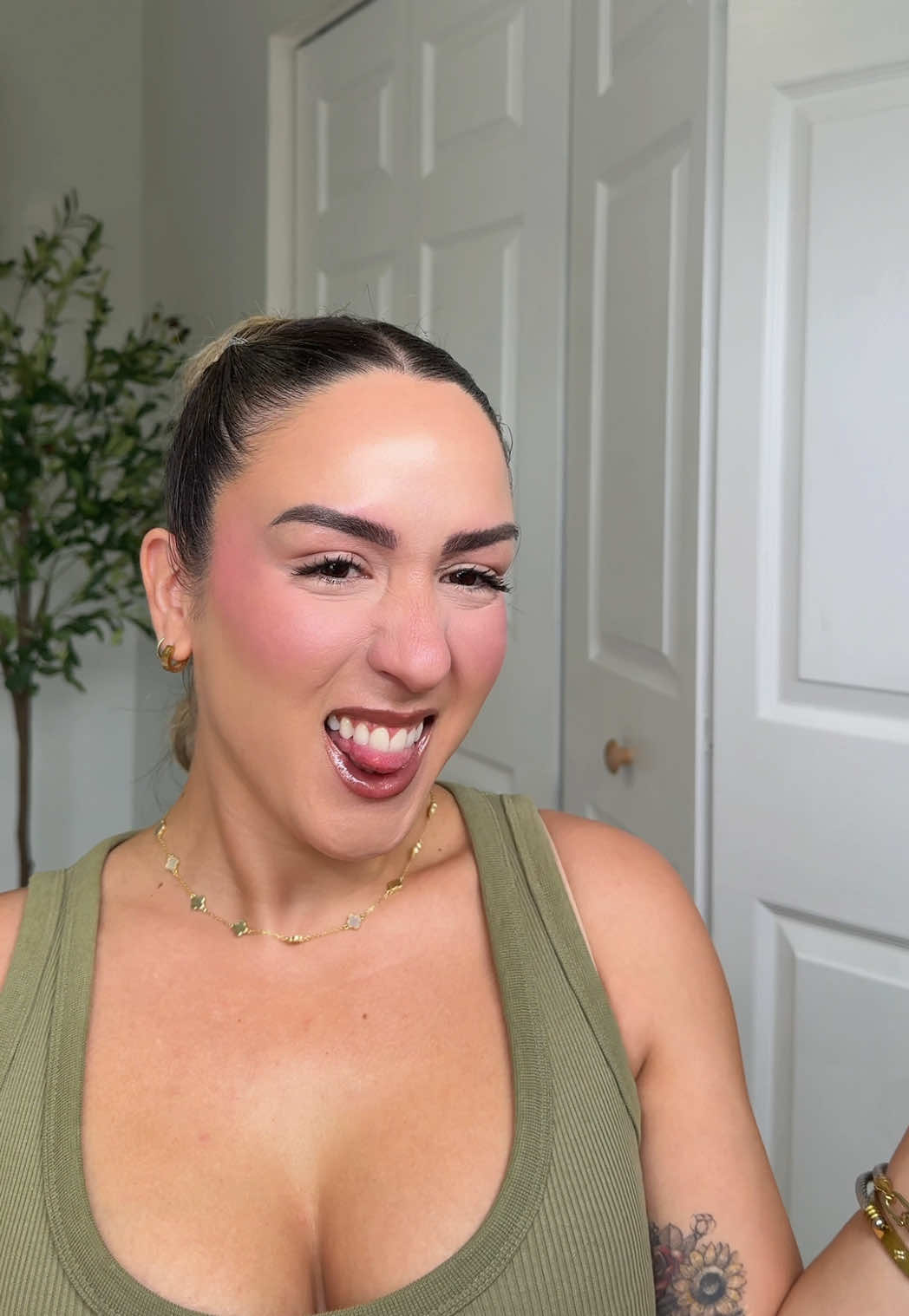 @Yisel | Beauty Creator✨