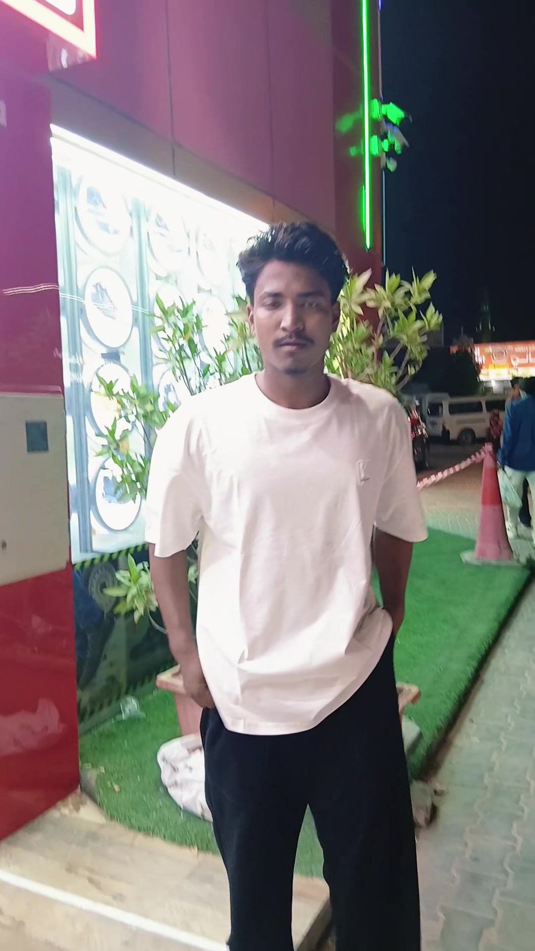 @Mr .🔥. D i p e n
