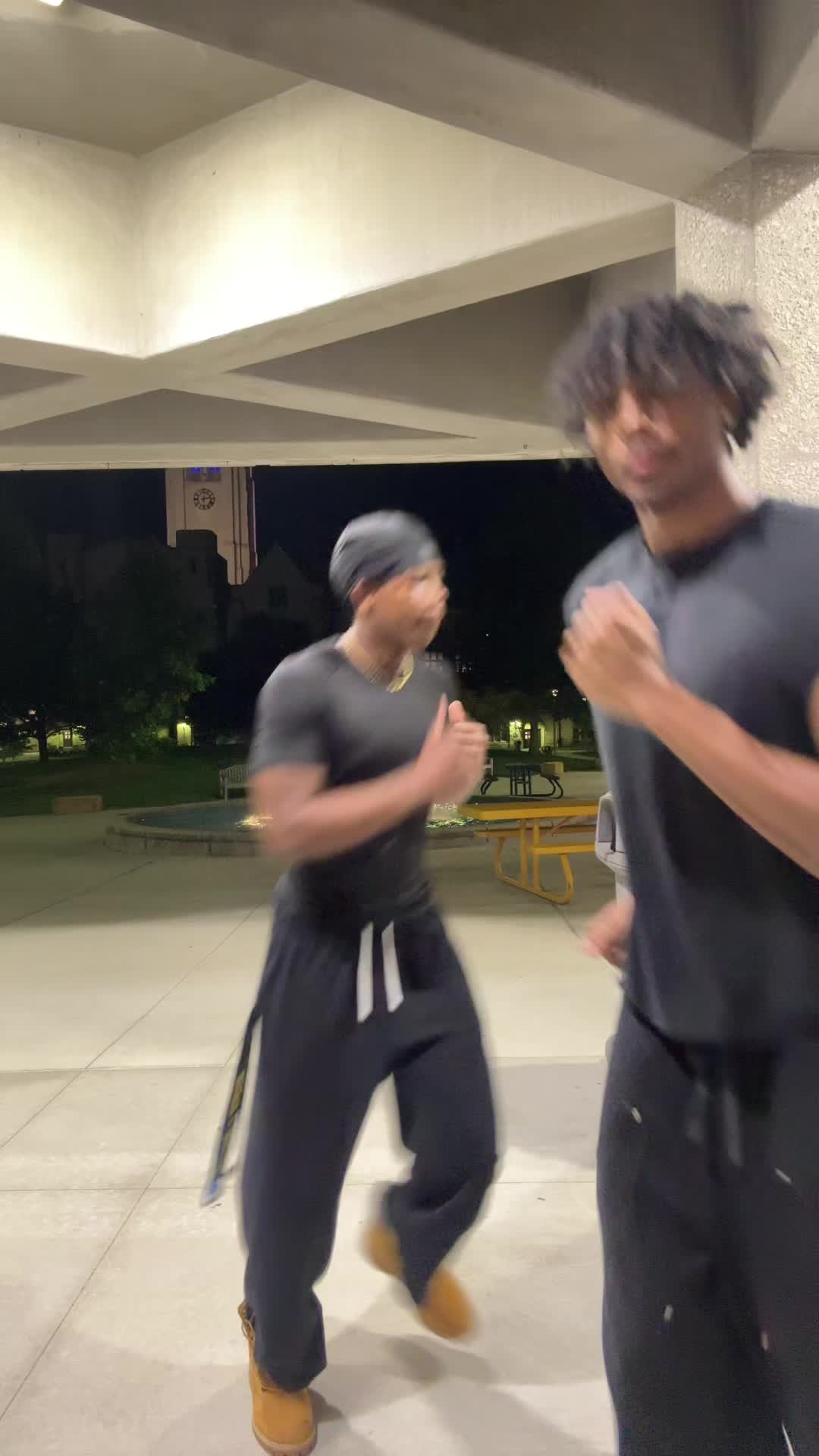 @Dre☣️