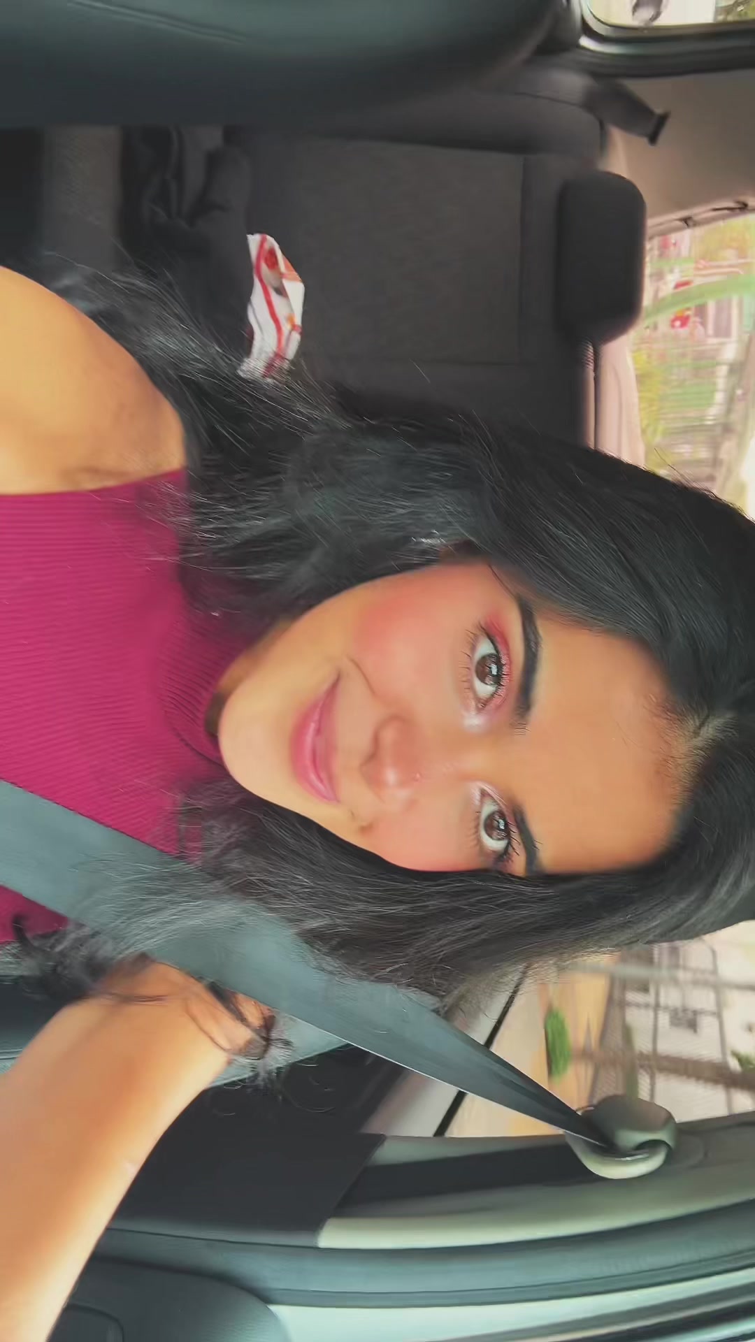 @ninamedeirosoficial