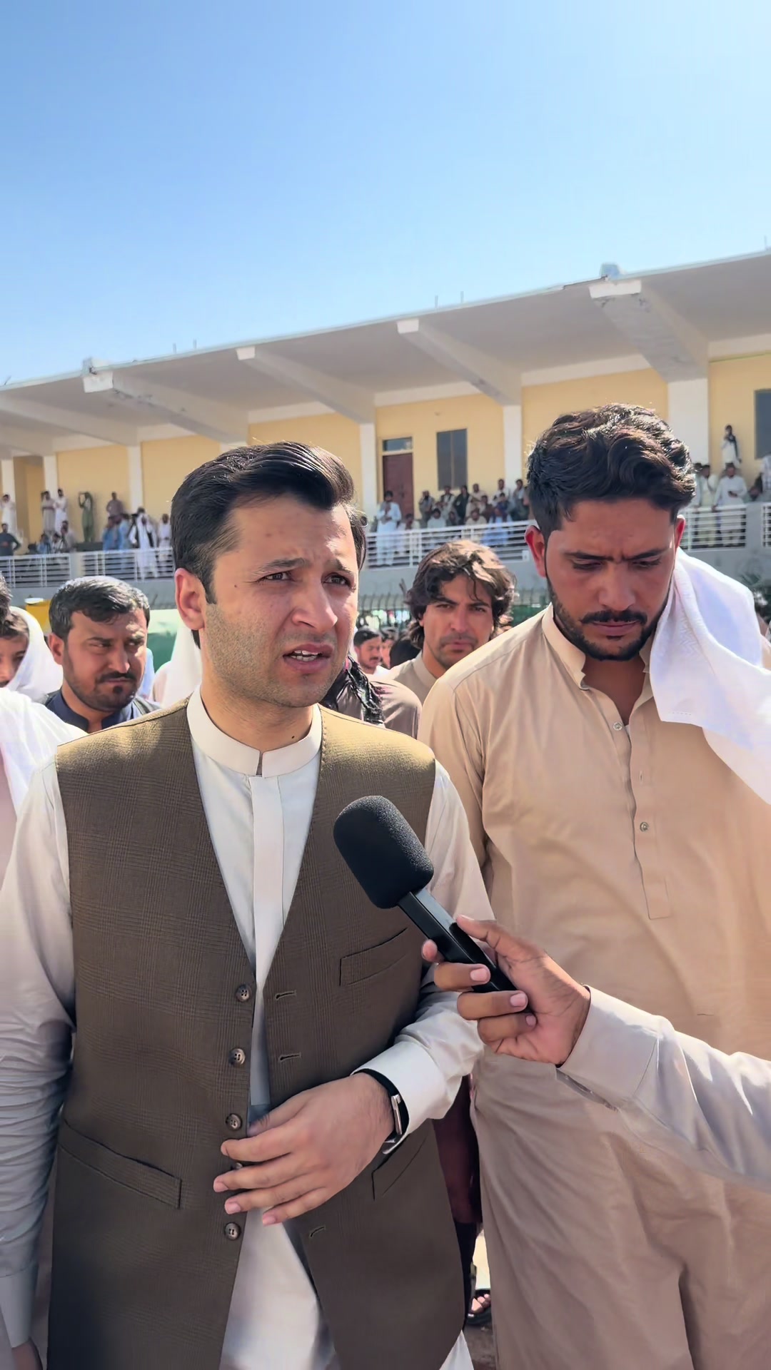 @Khushal Khan Kakar