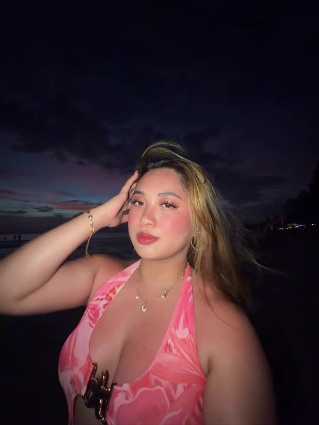 @kinfenina on ig